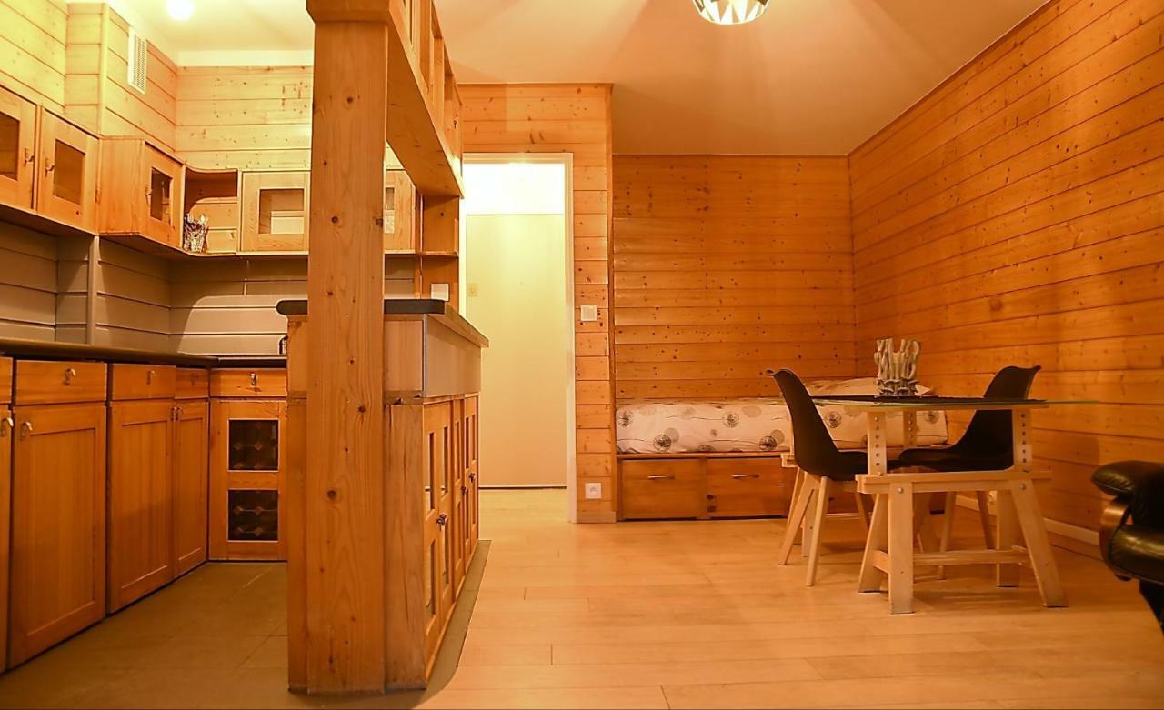 F1 Entier Cosy Style Chalet Montgeron, Proche Paris Eksteriør bilde