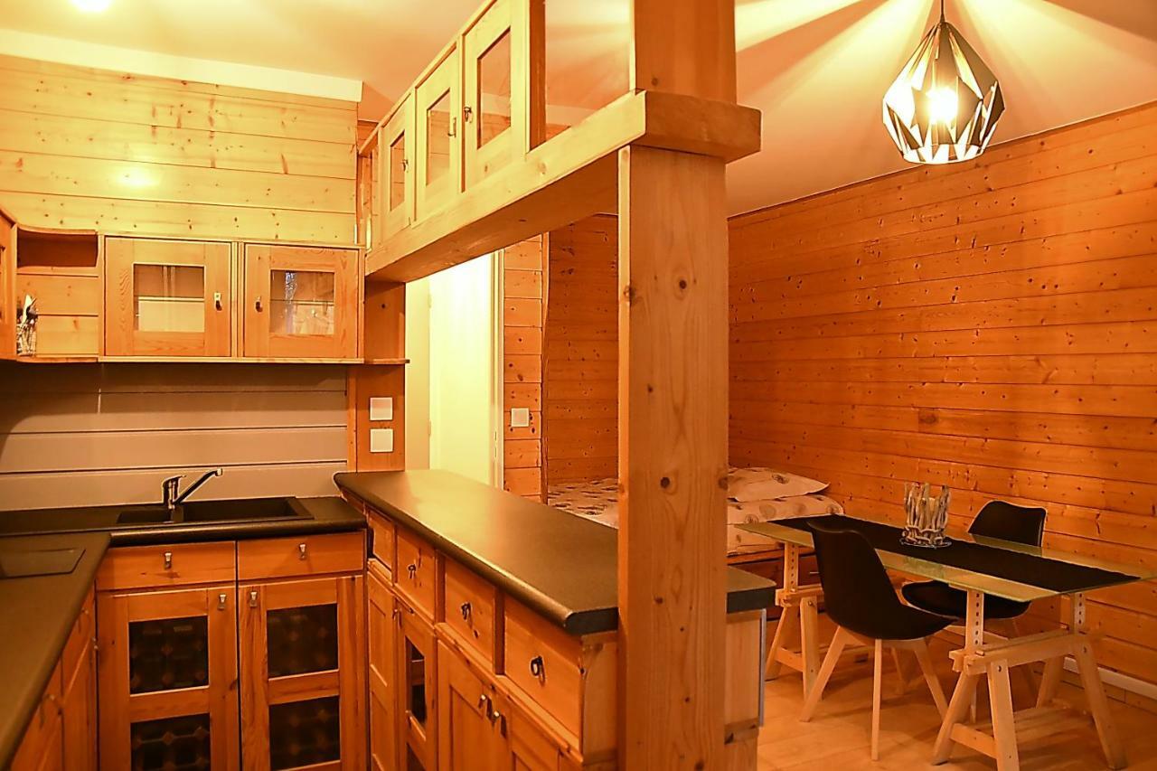 F1 Entier Cosy Style Chalet Montgeron, Proche Paris Eksteriør bilde